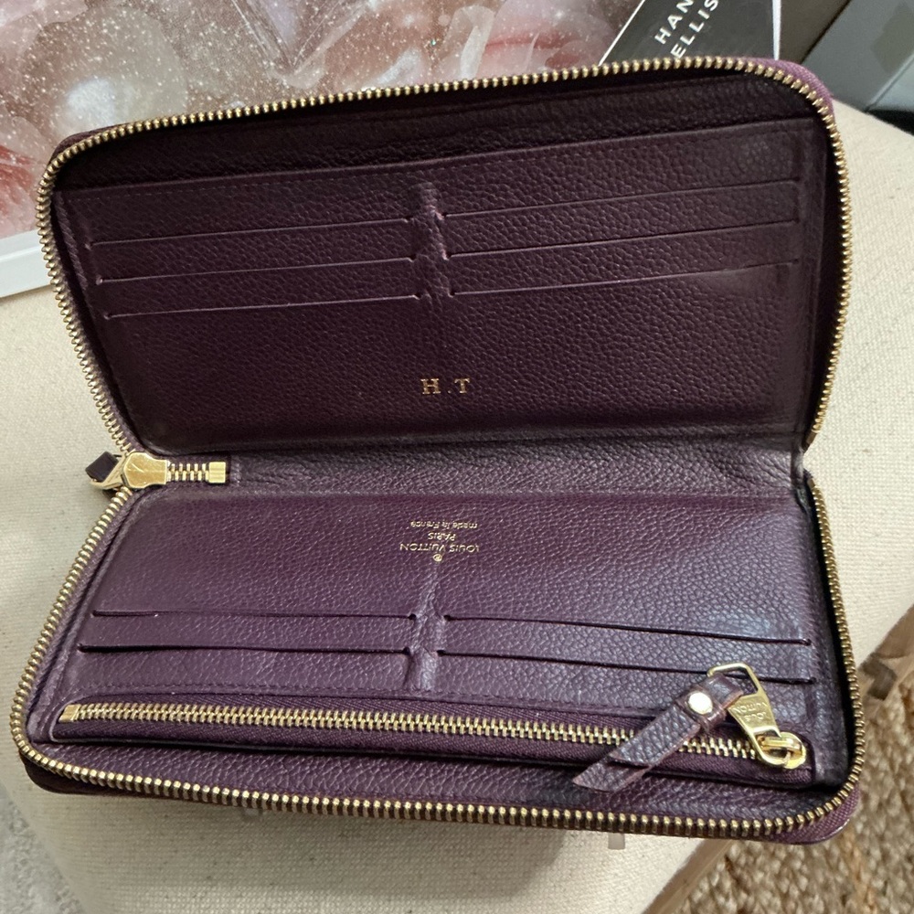 Louis Vuitton Purple/Amethyst Wallet Luxurious Monogram Empreinte Leather Design - Picture 9 of 9